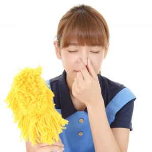 嫌な臭いがする